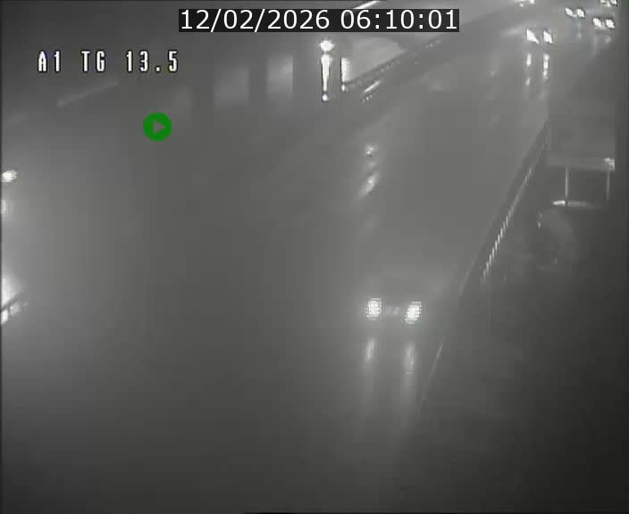 Traffic live webcam Luxembourg Senningen - A1 direction Luxembourg - BK 13.5
