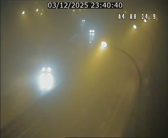 Traffic live webcam Luxembourg Leudelange - A4 - BK 4.9 - direction Luxembourg