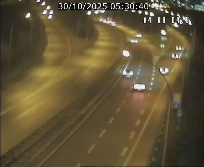 Traffic live webcam Luxembourg Leudelange - A4 - BK 4.9 - direction Luxembourg