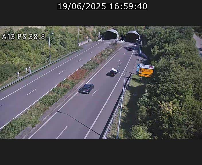 Webcam autoroute A13 à l'entrée ouest du tunnel Markusbierg à Schengen. Vue orientée vers Mondorf-les-Bains