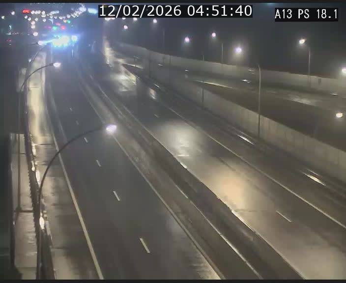 Traffic live webcam Luxembourg Dudelange - A13 direction Croix de Bettembourg - BK 18.1