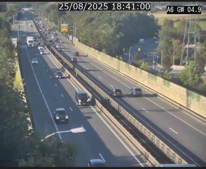 Traffic live webcam Luxembourg Croix de Cessange - A6 - BK 4.9 - direction Belgique