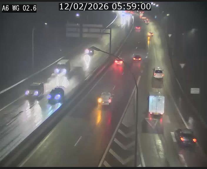 Traffic live webcam Luxembourg Croix de Cessange - A6 - BK 2.6 - direction France/Allemagne