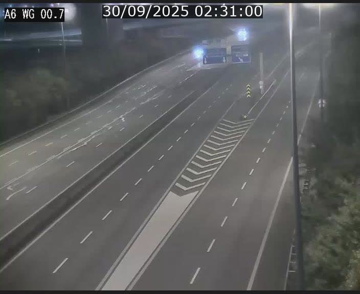 Traffic live webcam Luxembourg Croix de Cessange - A6 - BK 0.7 - direction A3 France