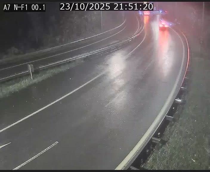 Webcam autoroute Luxembourg A7 située dans la sortie 1 Waldhof, vers la N11, avant le Tunnel Stafelter