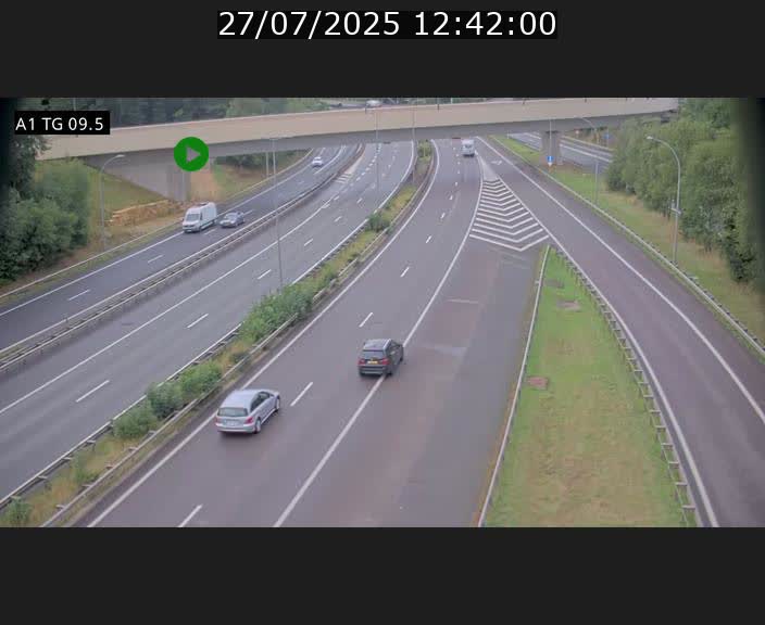Traffic live webcam Luxembourg Jonction Grünewald - A1 direction Luxembourg-ville - BK 9.5