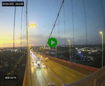 Webcam autoroute sur le périphérique de Bordeaux (A630) au nord de la ville. Caméra située sur le Pont d'Aquitaine.