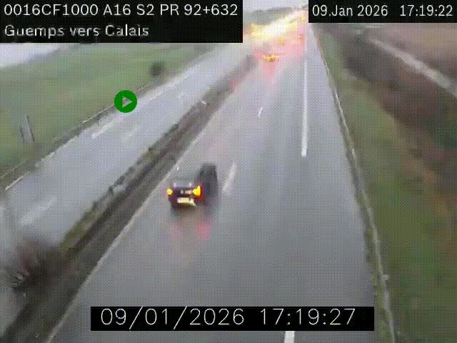 Webcam A16 juste après l'aire de repos d'Offekerque à Guemps. Vue orientée vers Calais