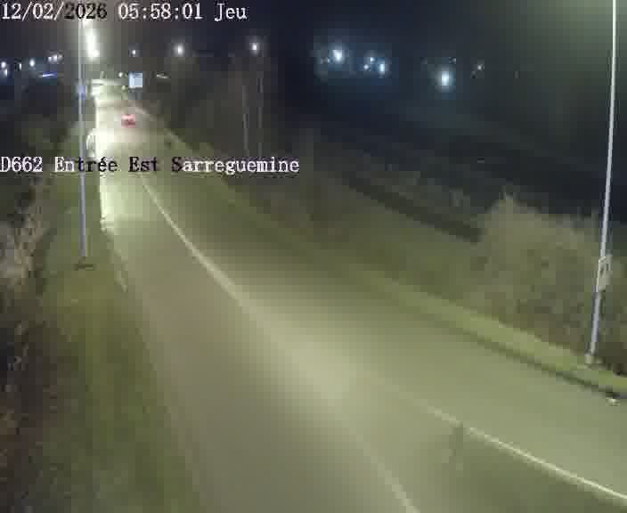 Point de vue trafic déployé sur D662 (France) à Sarreguemines, regardant vers Sarreguemines, aidant conducteurs et services à anticiper les flux.