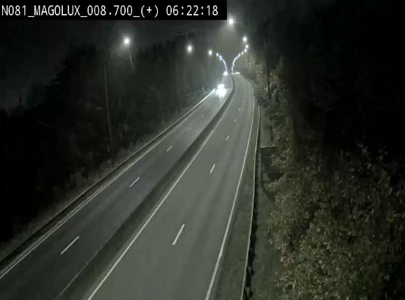 Webcam sur la N81 (E411) à hauteur de la jonction avec la N883. Vue orientée vers Longwy