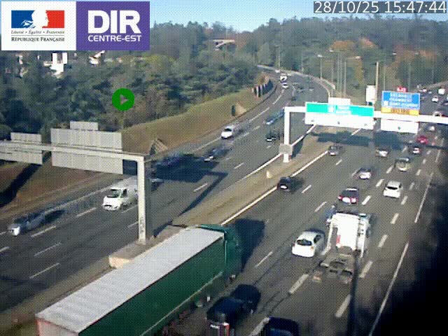 Caméra de circulation routière sur le boulevard périphérique Laurent Bonnevay de Lyon (D383) à hauteur de Bron, avant la jonction avec l'A43. Vue orientée vers l'échangeur