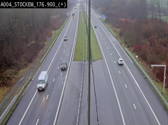 Webcam au-dessus de l'E411 sur la N83 à hauteur de la sortie Stockem. Vue orientée vers Arlon